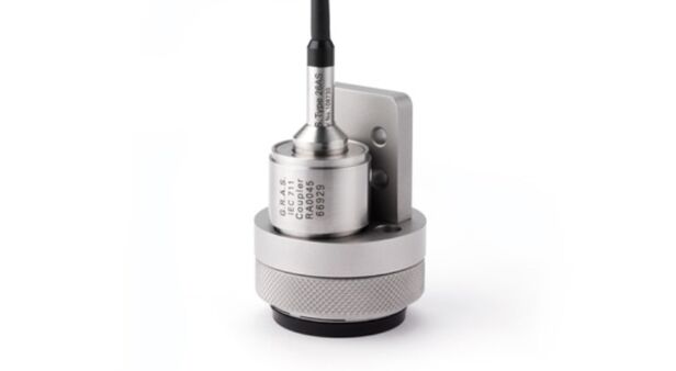 43AH – Ohrsimulator zur Qualitätskontrolle entsprechend ITU-T Rec. P57 Type 3.2 (CCP/IEPE, "low-leak")